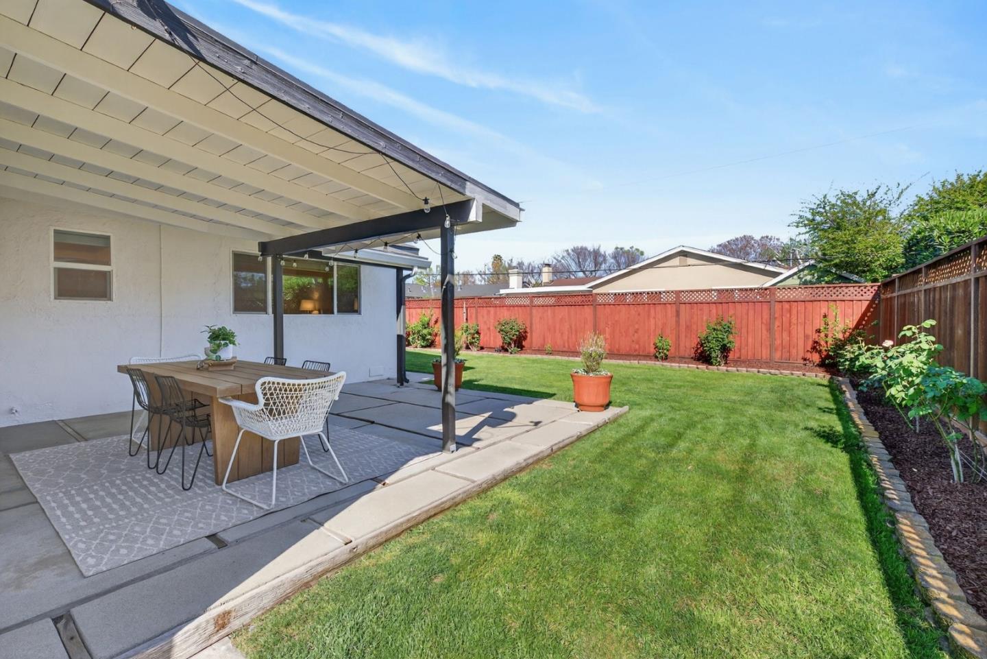 4012 Laurelglen Court