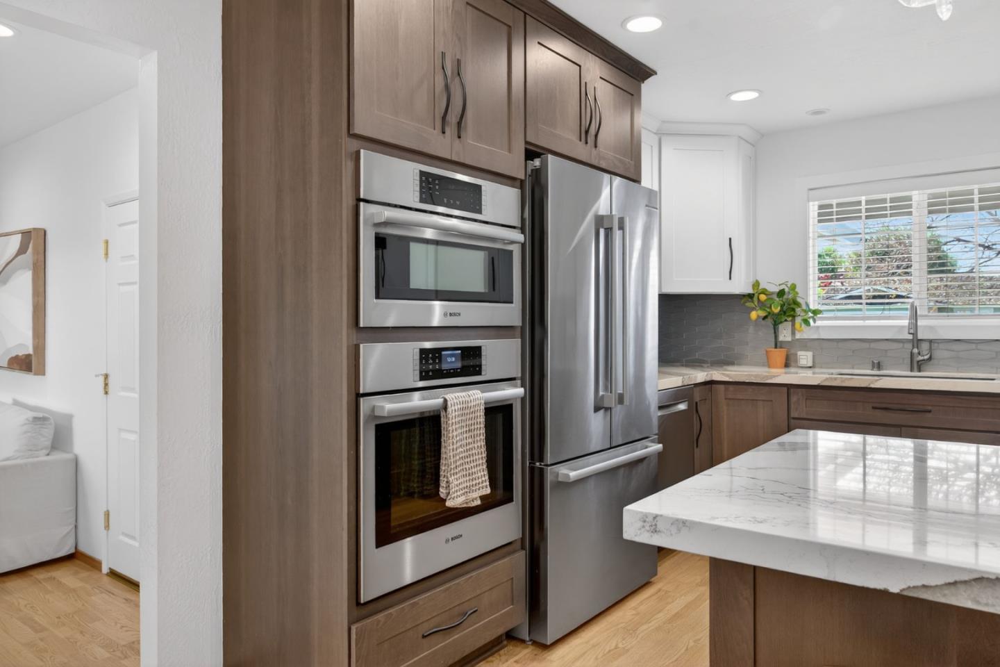 4012 Laurelglen Court