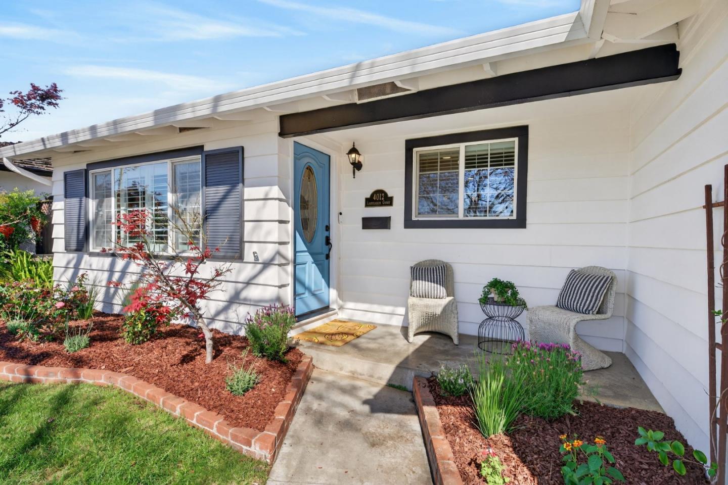 4012 Laurelglen Court