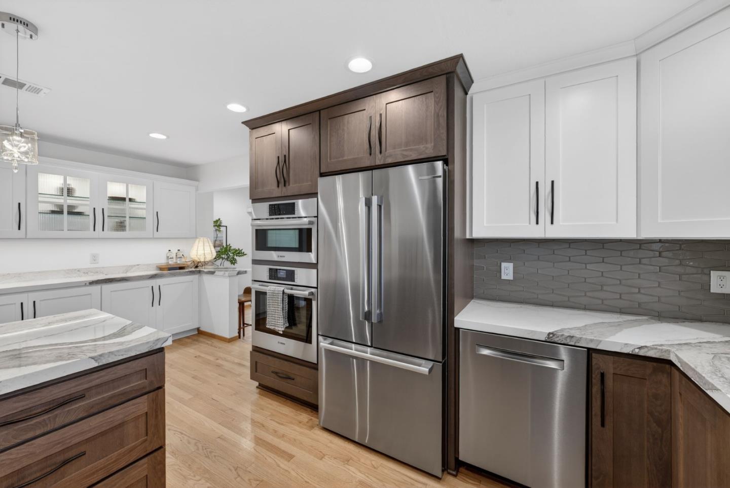 4012 Laurelglen Court