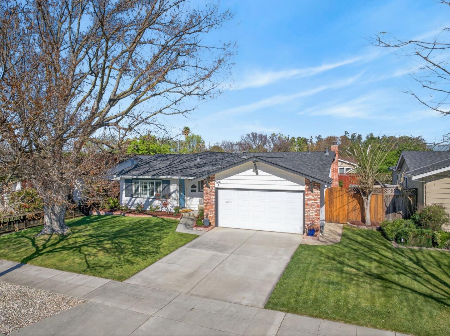 4012 Laurelglen Court
