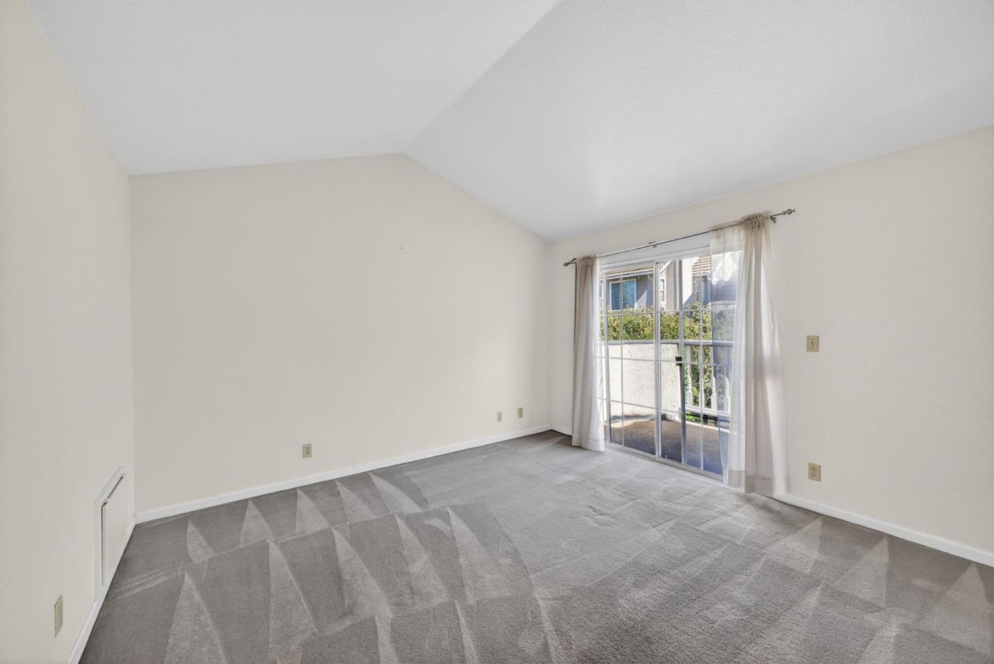 1074 Almaden Village Lane