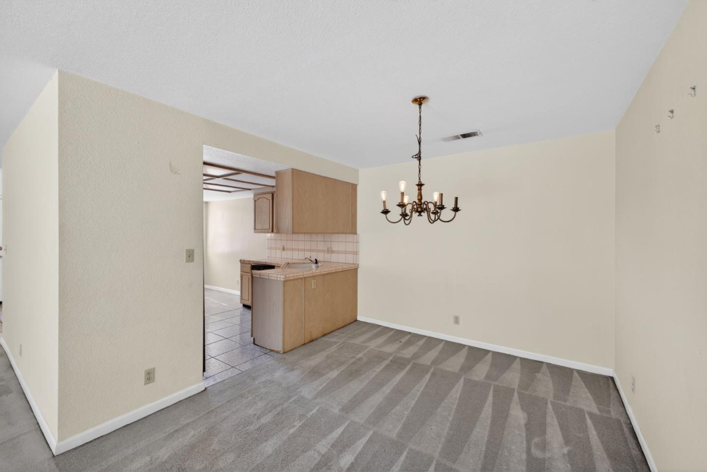 1074 Almaden Village Lane