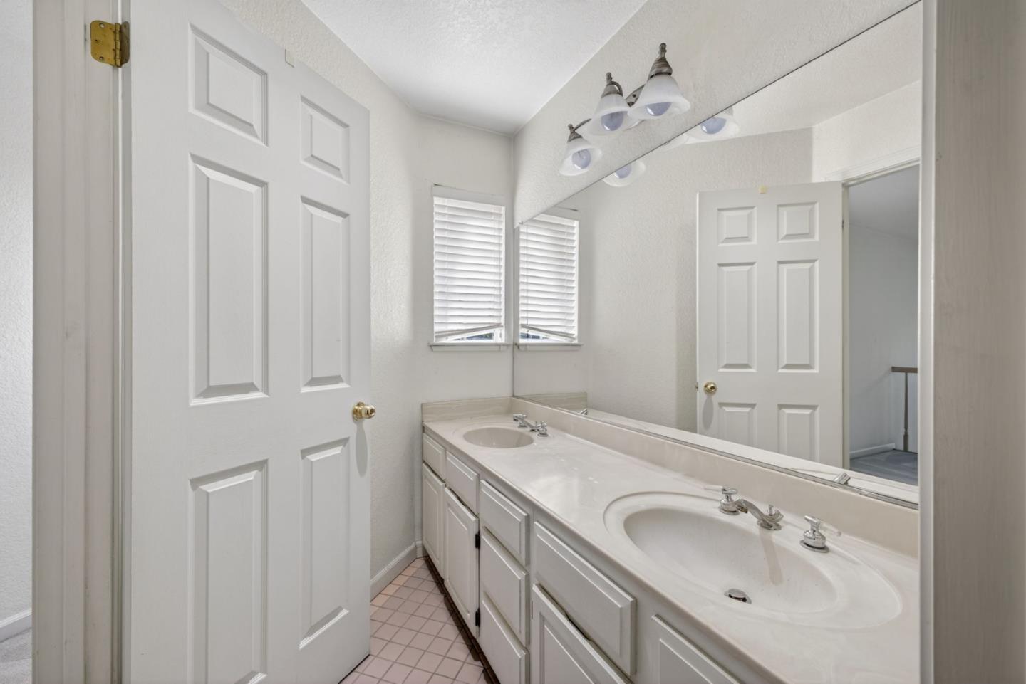 1074 Almaden Village Lane