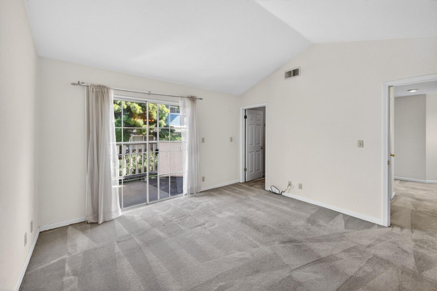 1074 Almaden Village Lane