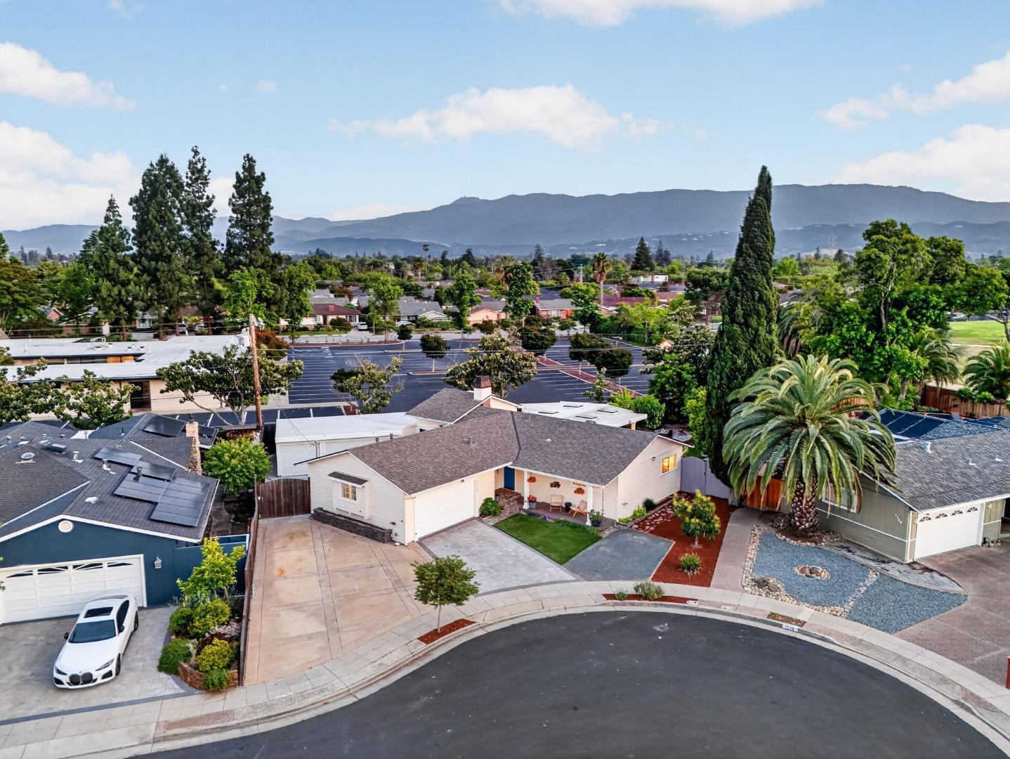 1716 Lollie Court