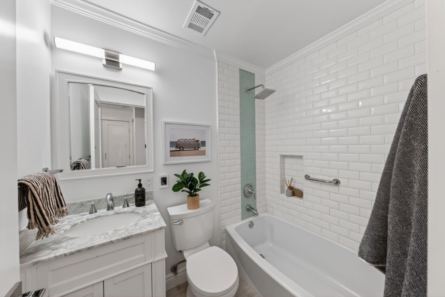1716 Lollie Court