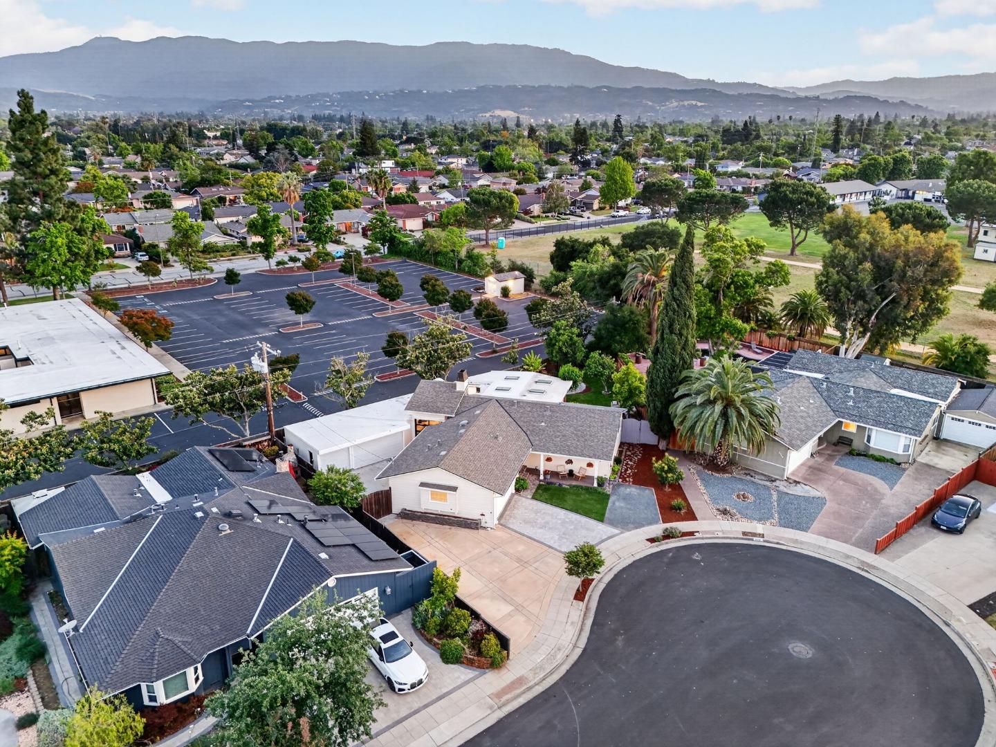 1716 Lollie Court