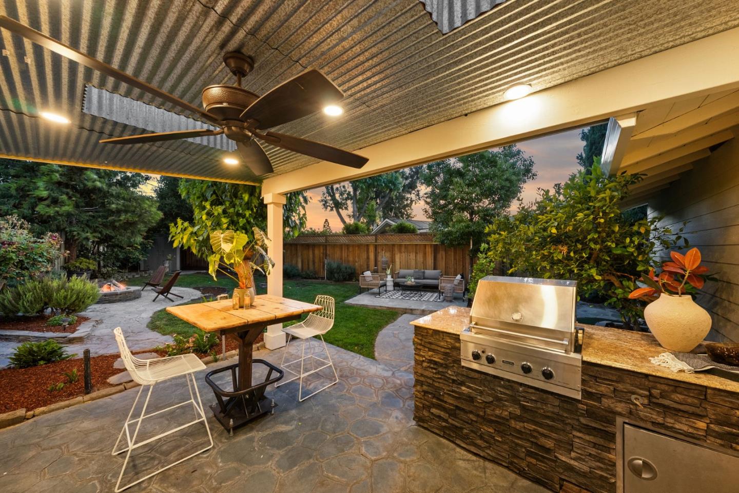 1716 Lollie Court
