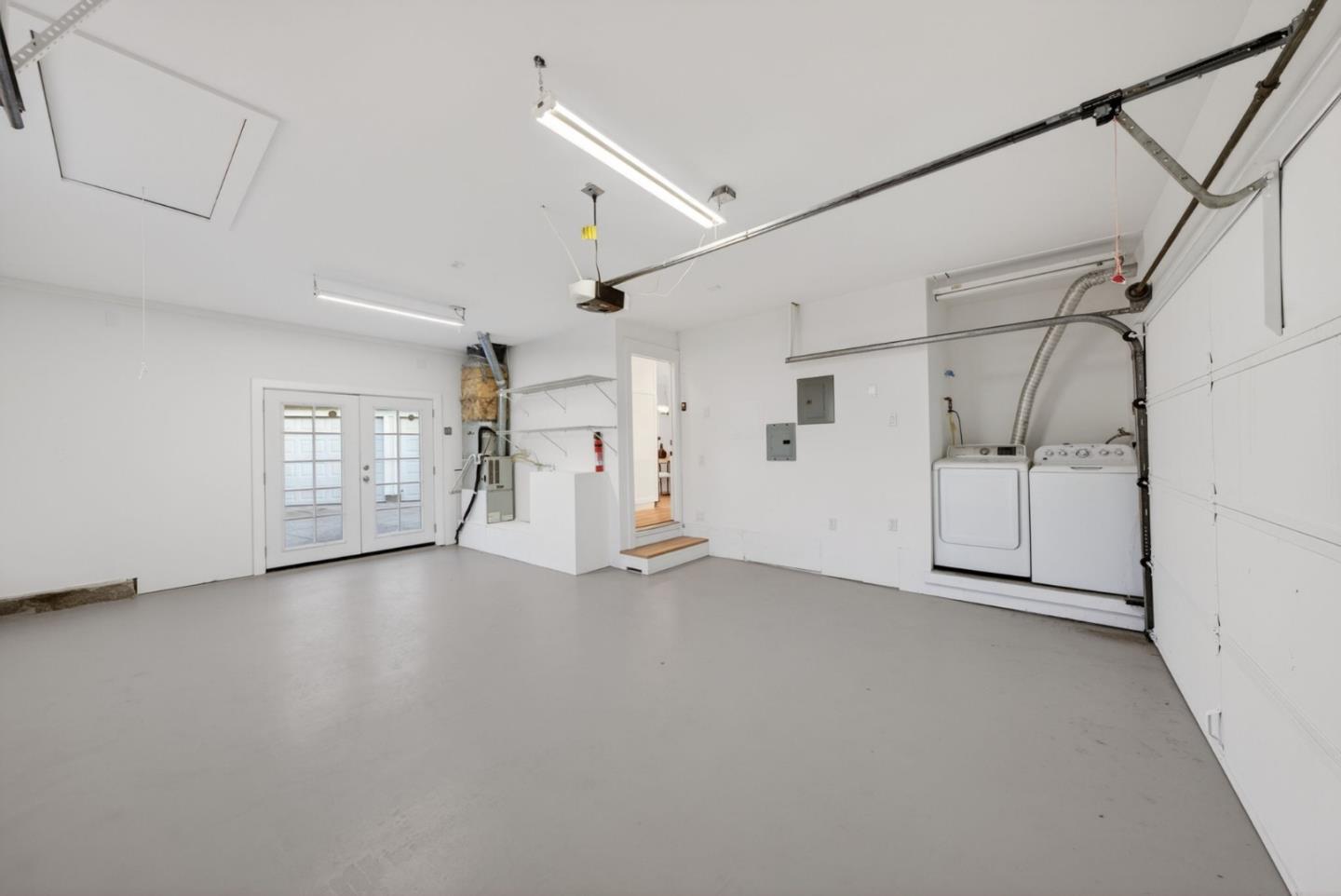 1716 Lollie Court