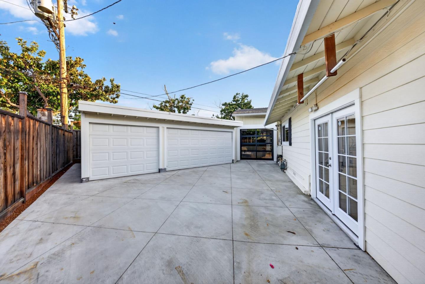 1716 Lollie Court