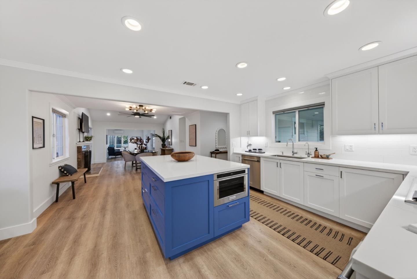 1716 Lollie Court