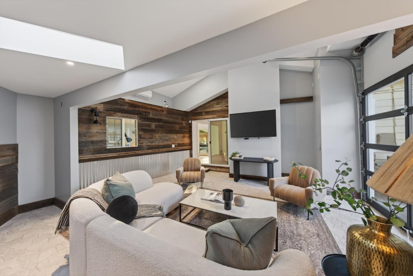 1716 Lollie Court