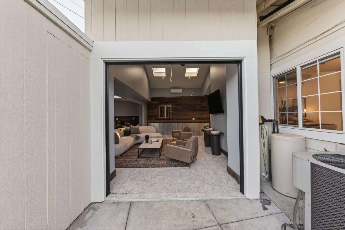 1716 Lollie Court