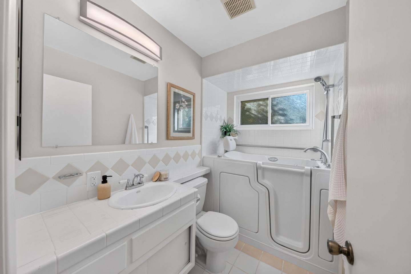 3562 Woodford Drive