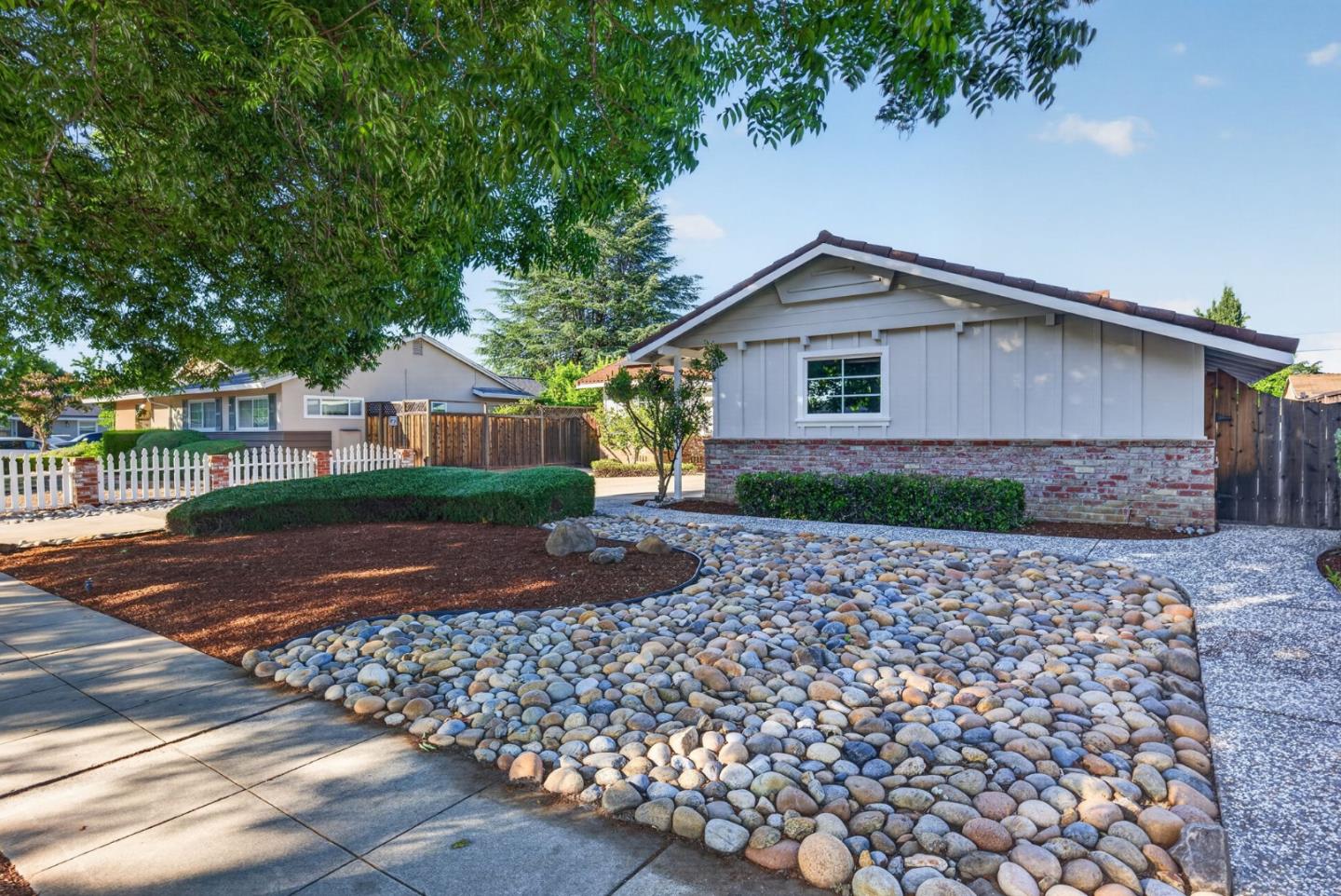 3562 Woodford Drive