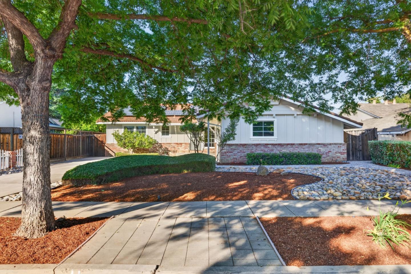 3562 Woodford Drive