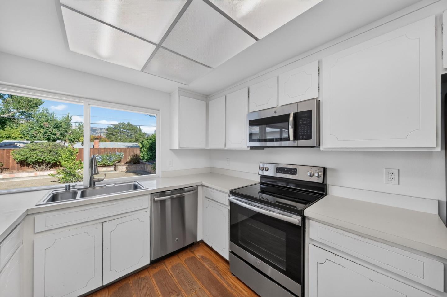 4194 Yerba Buena AVE