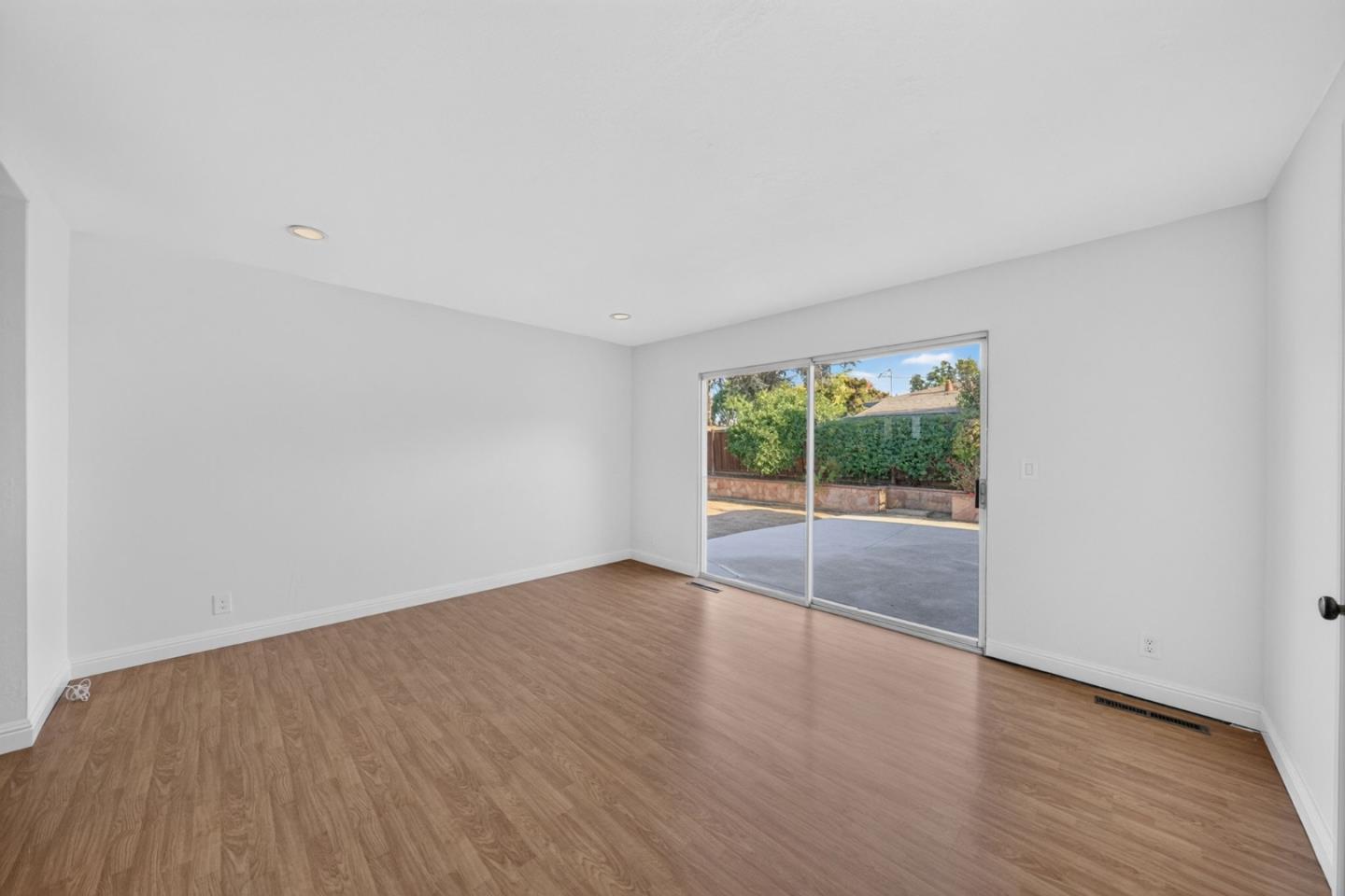 4194 Yerba Buena AVE