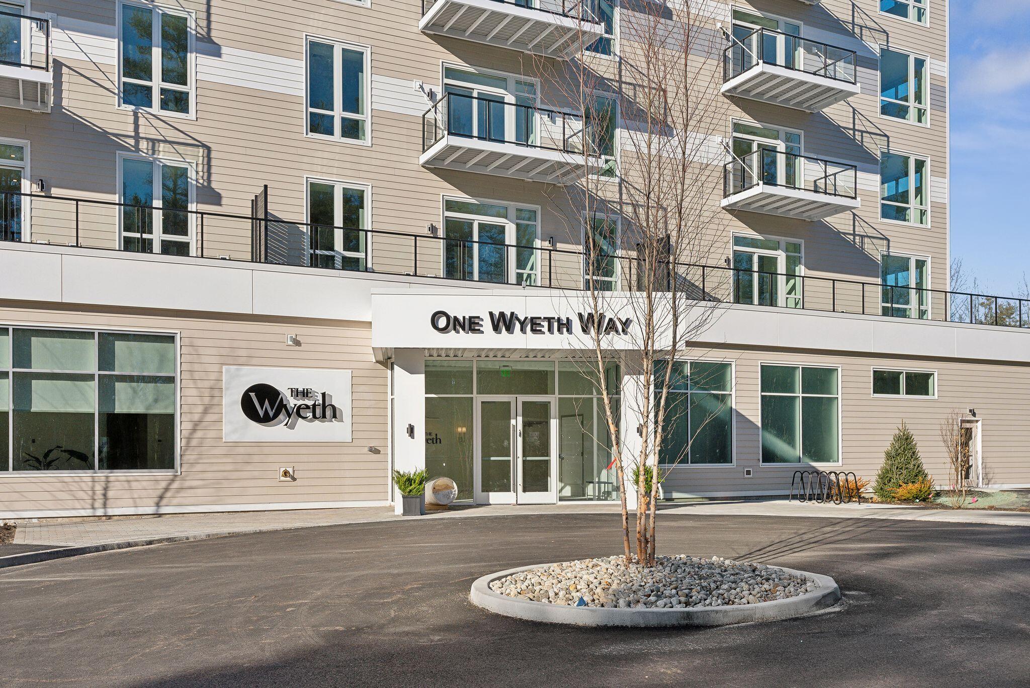 1 Wyeth Way, 511
