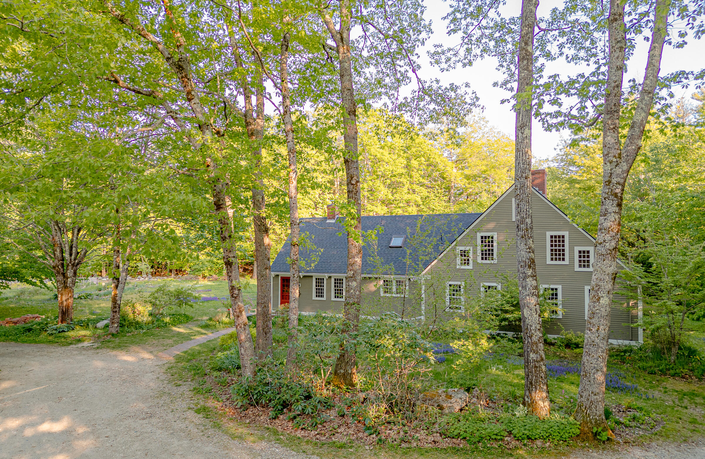 37 Long Hill Road