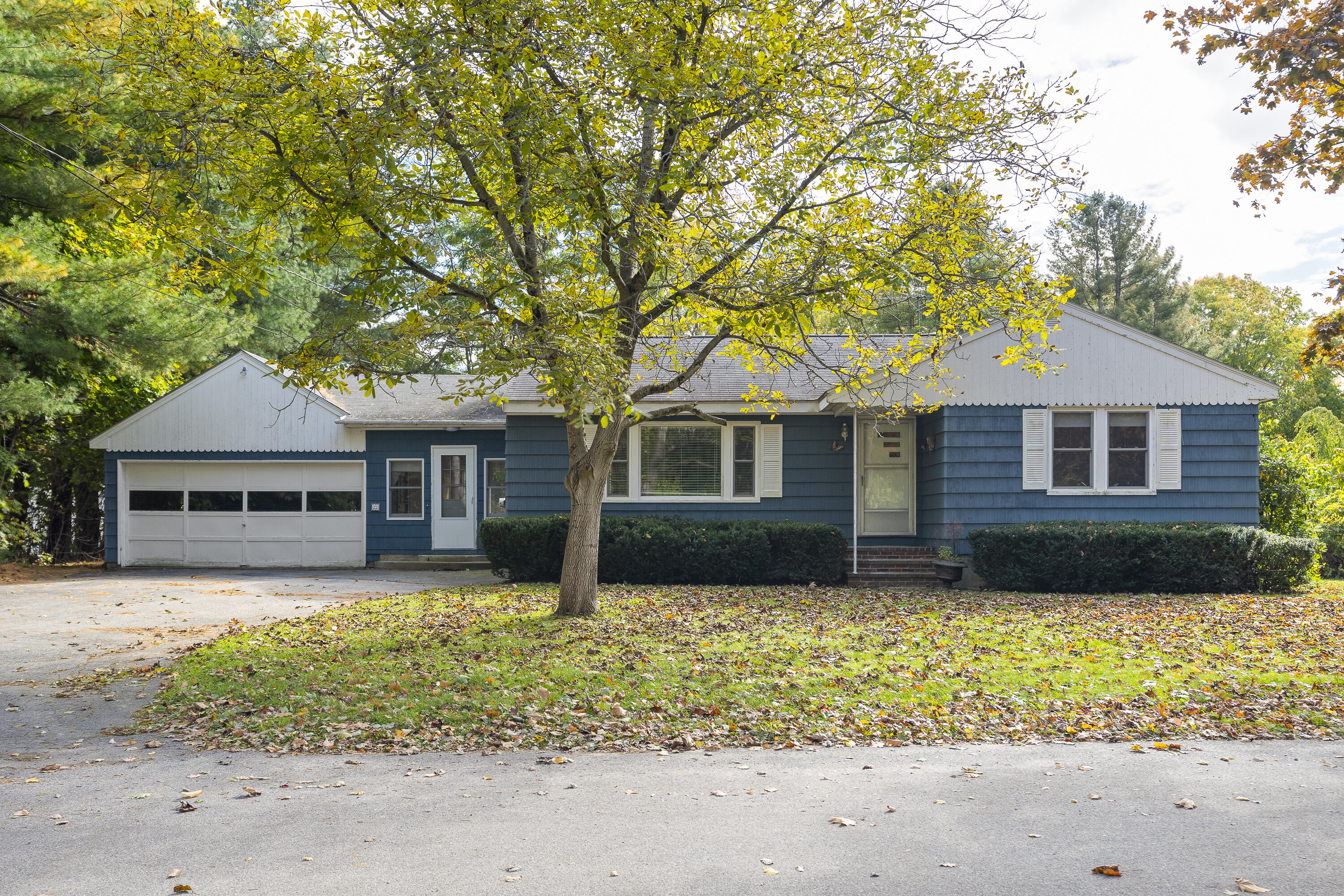 22 Hillcrest Avenue