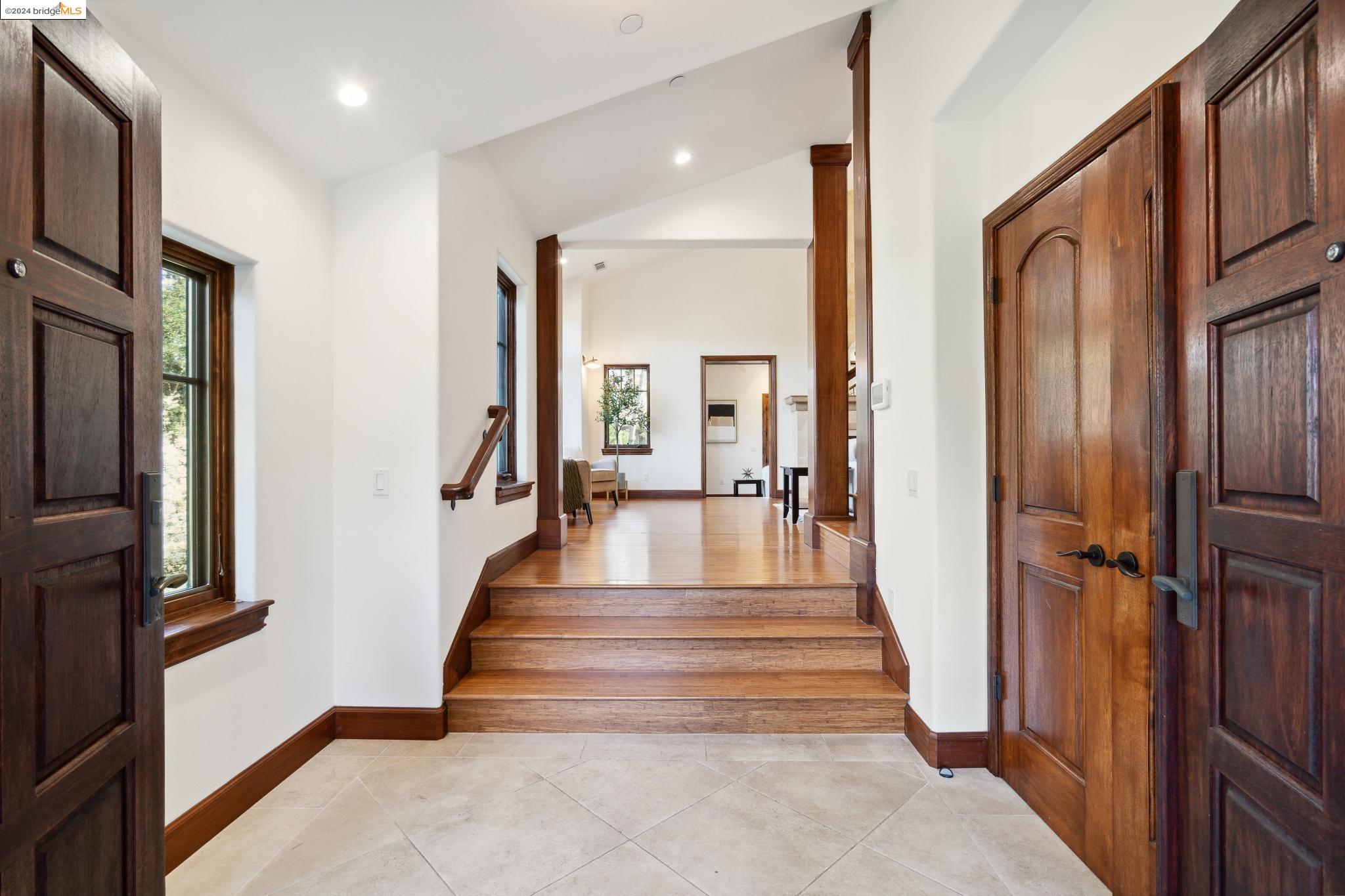 1 Ardilla Rd