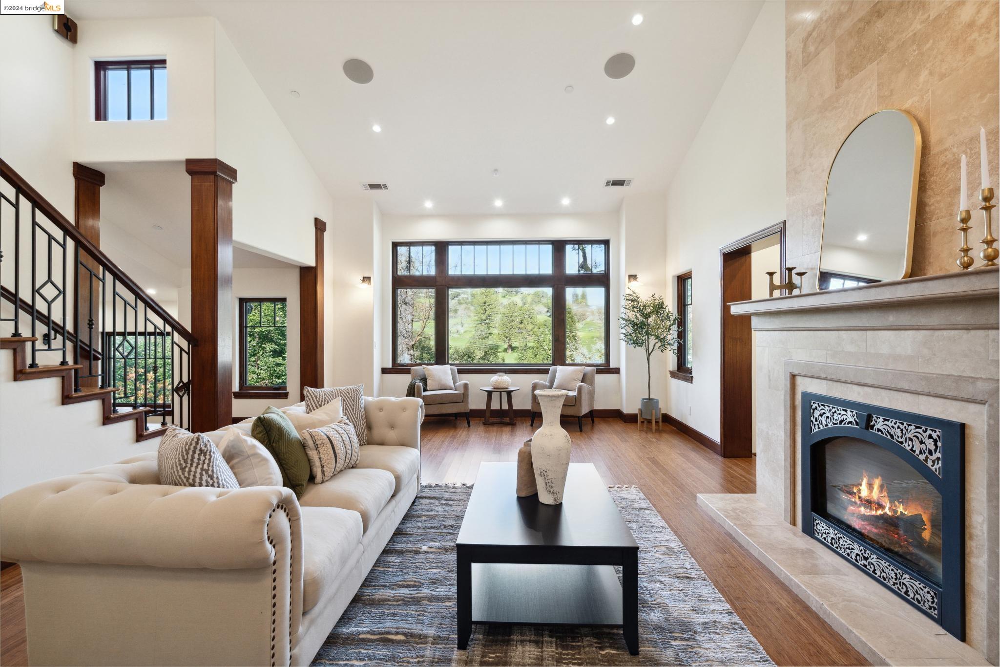 1 Ardilla Rd