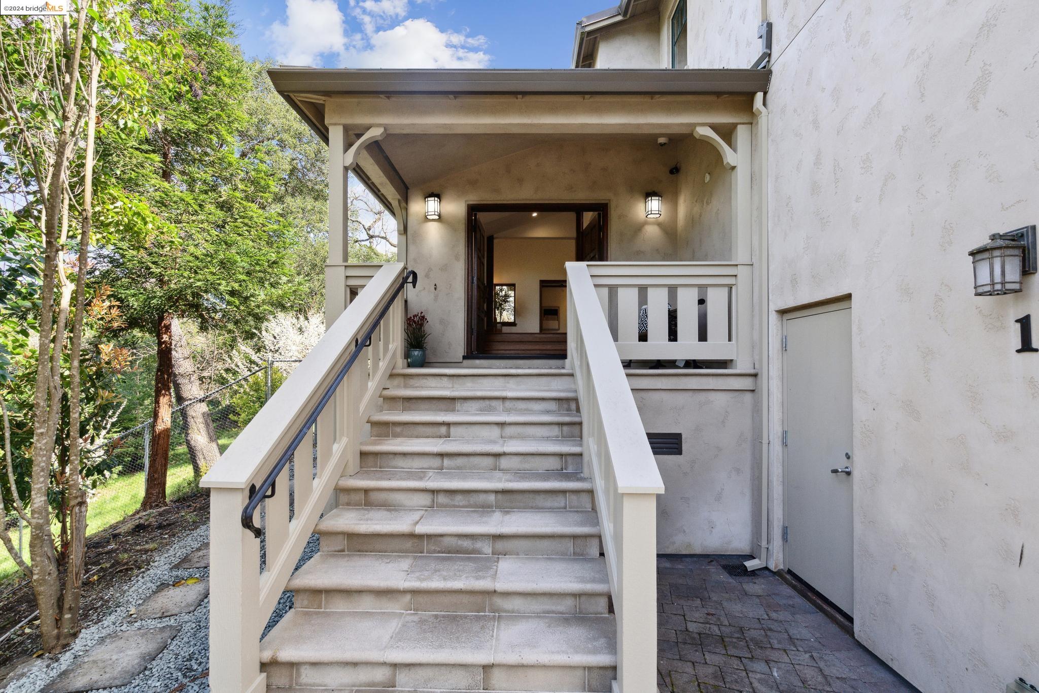 1 Ardilla Rd