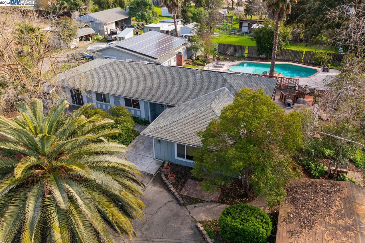 1015 Byrd Ln