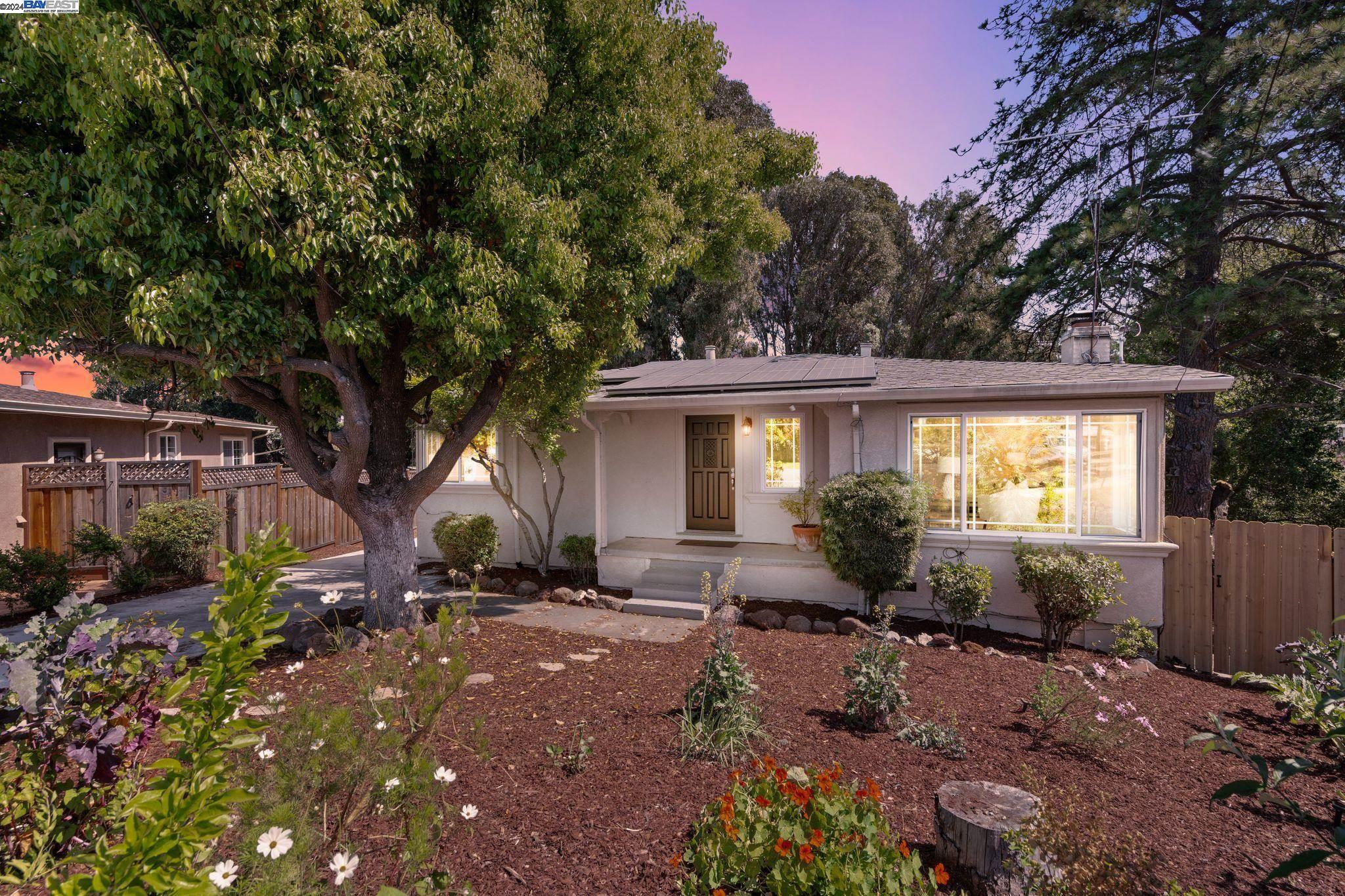4448 Gem Ave