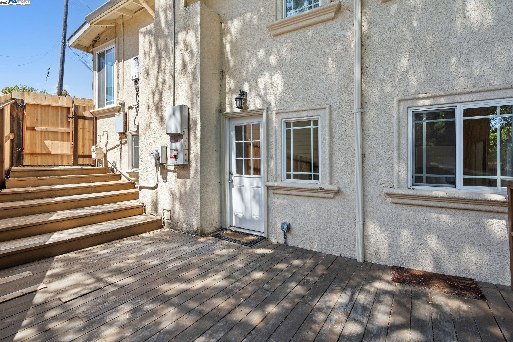 4448 Gem Ave