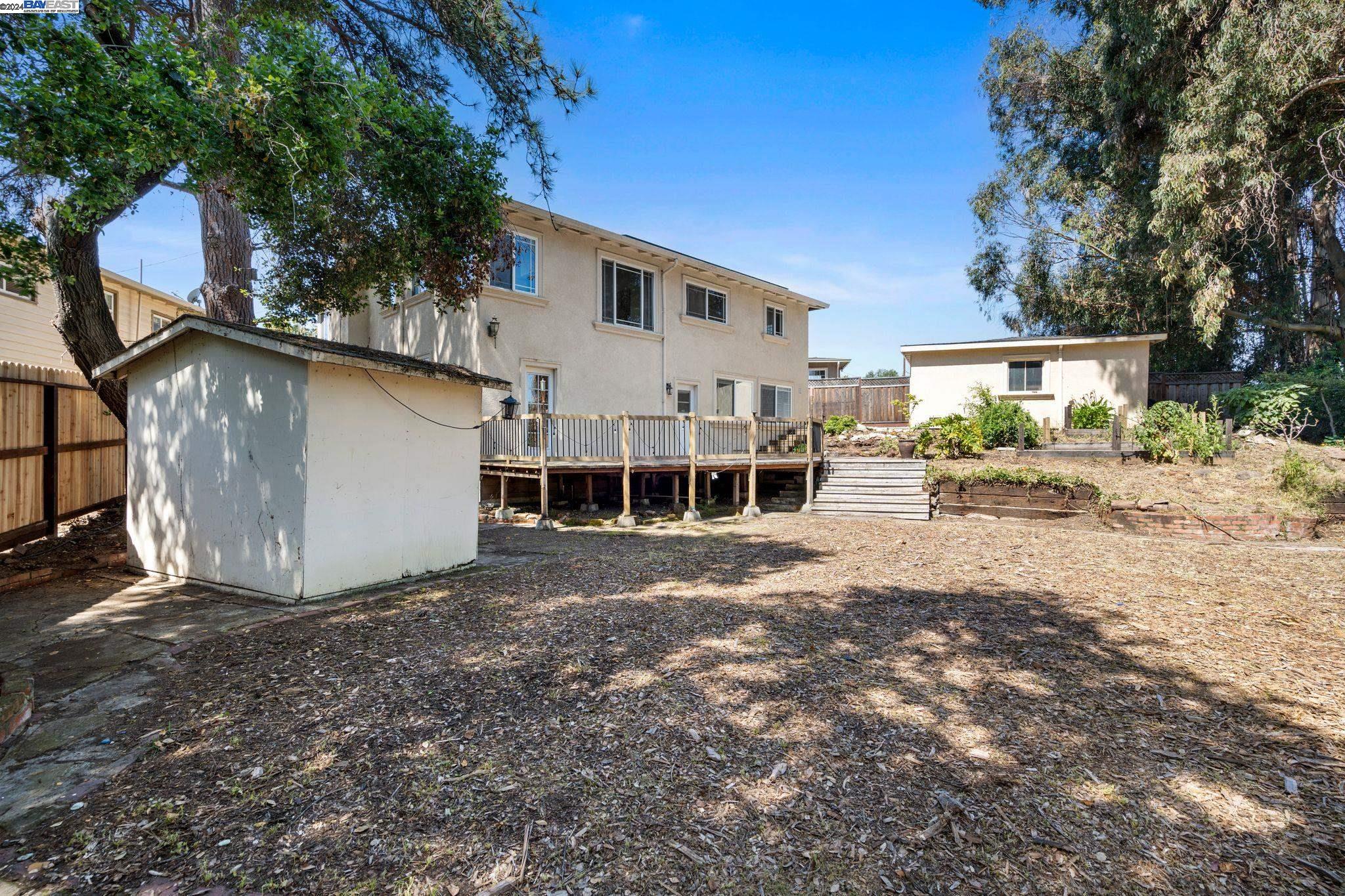 4448 Gem Ave