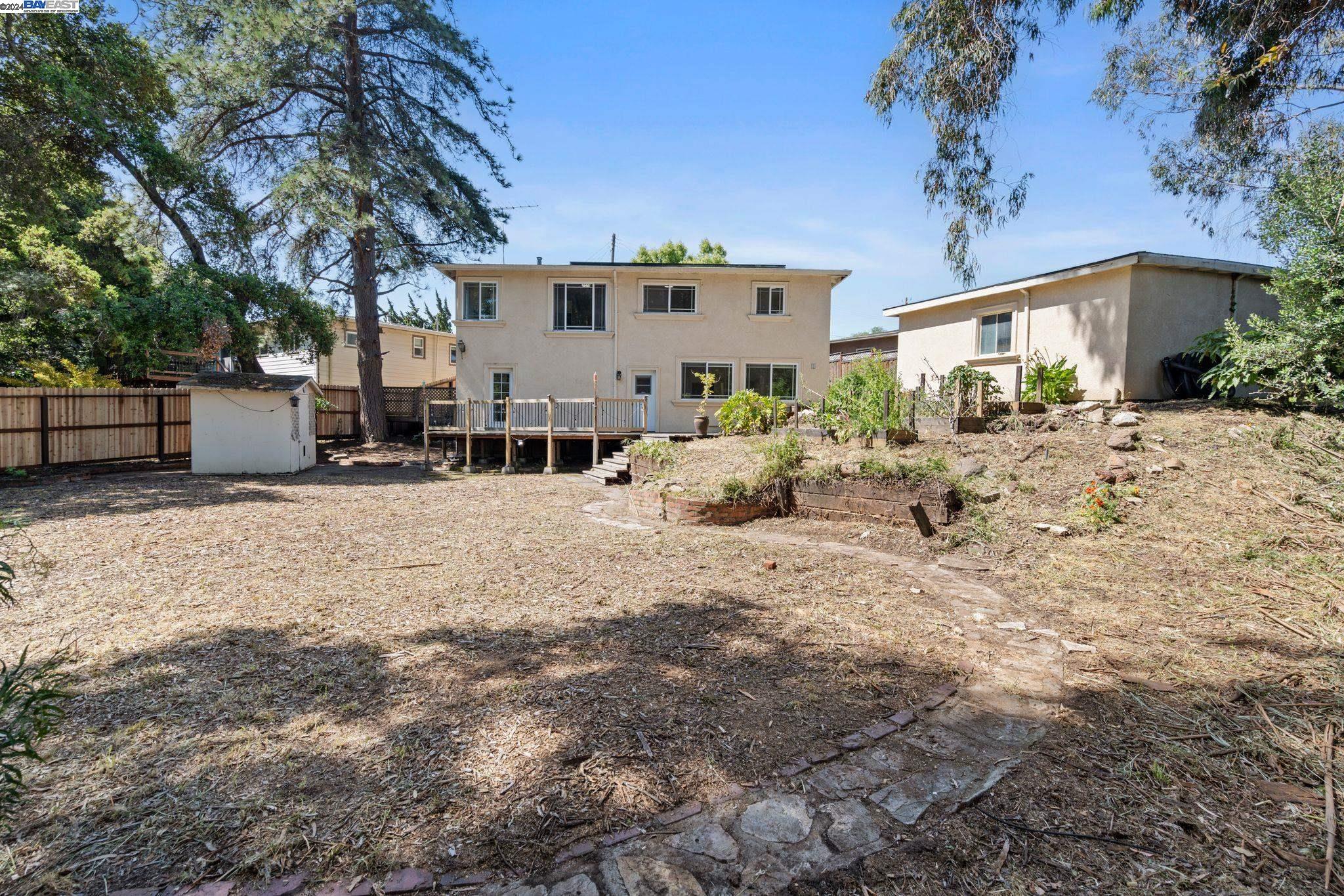 4448 Gem Ave