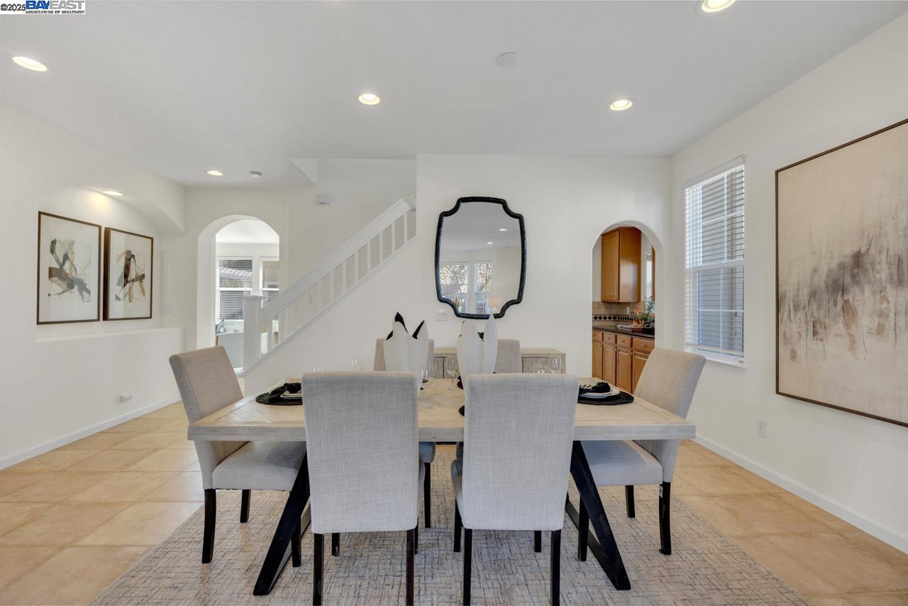 1508 Whispering Oaks Way