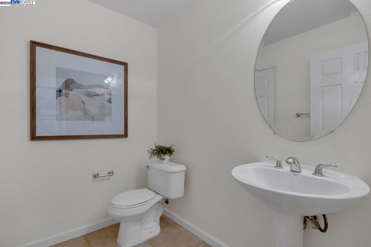 1508 Whispering Oaks Way