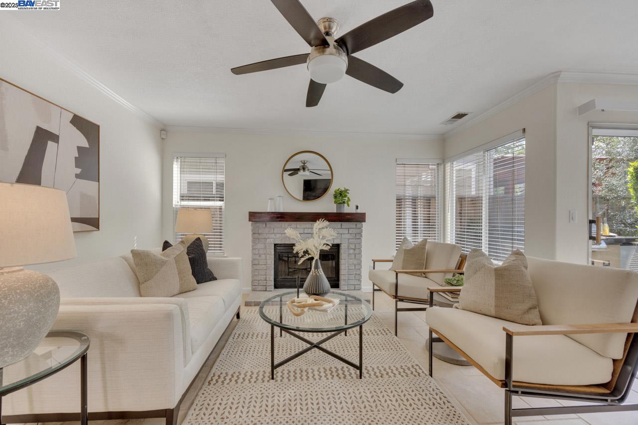 2540 Tapestry Way