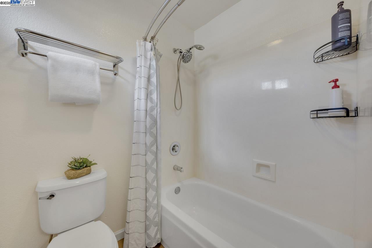 2540 Tapestry Way