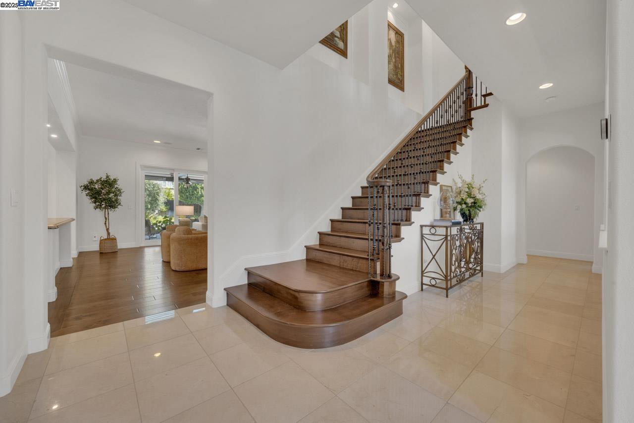 7193 Rosecliff Ct