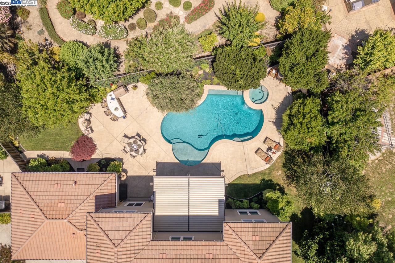 7193 Rosecliff Ct