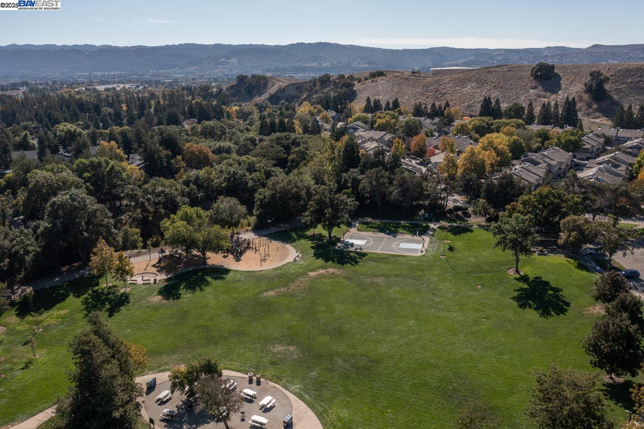 7813 Shady Creek Rd, Dublin