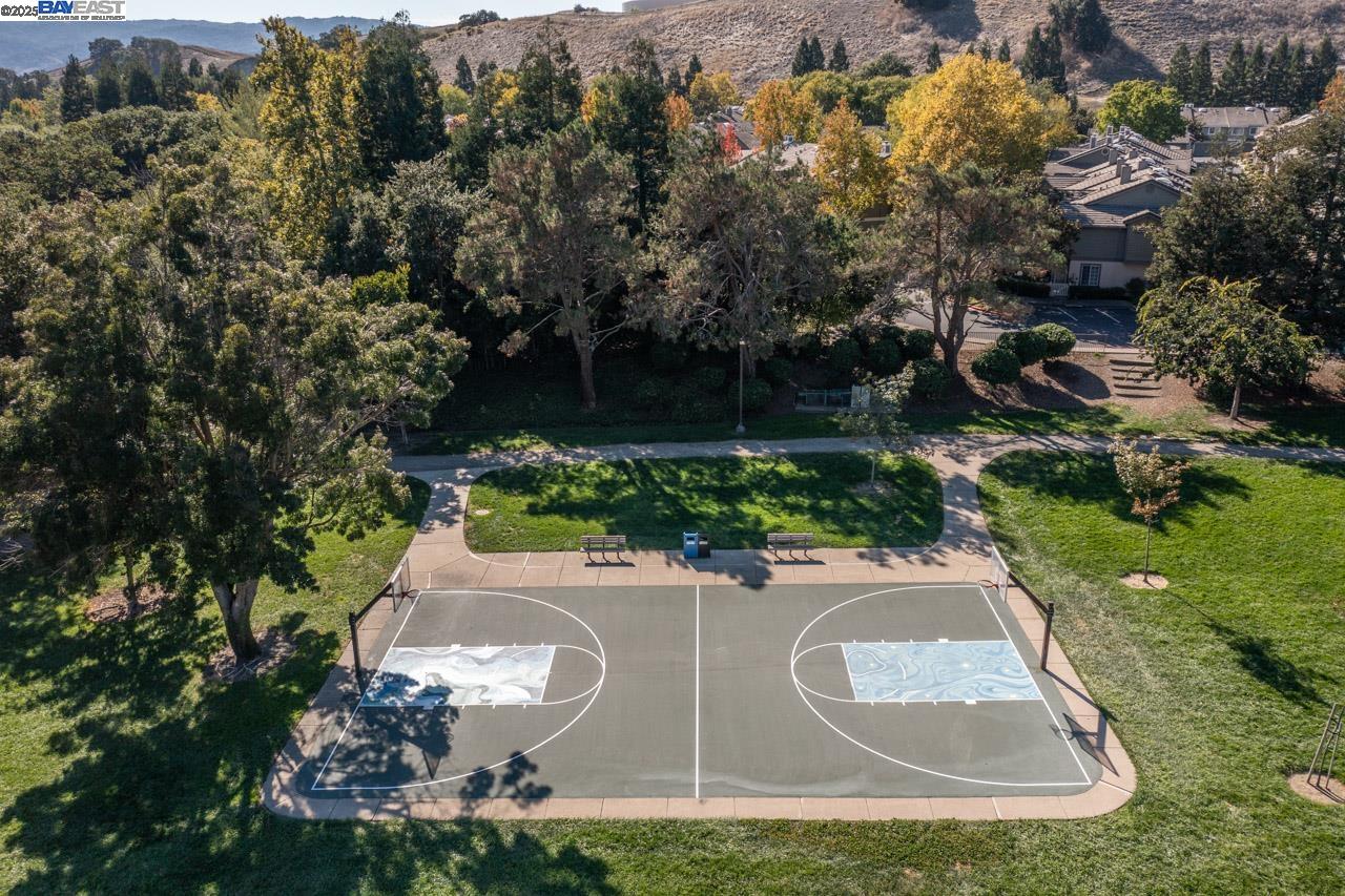 7813 Shady Creek Rd, Dublin