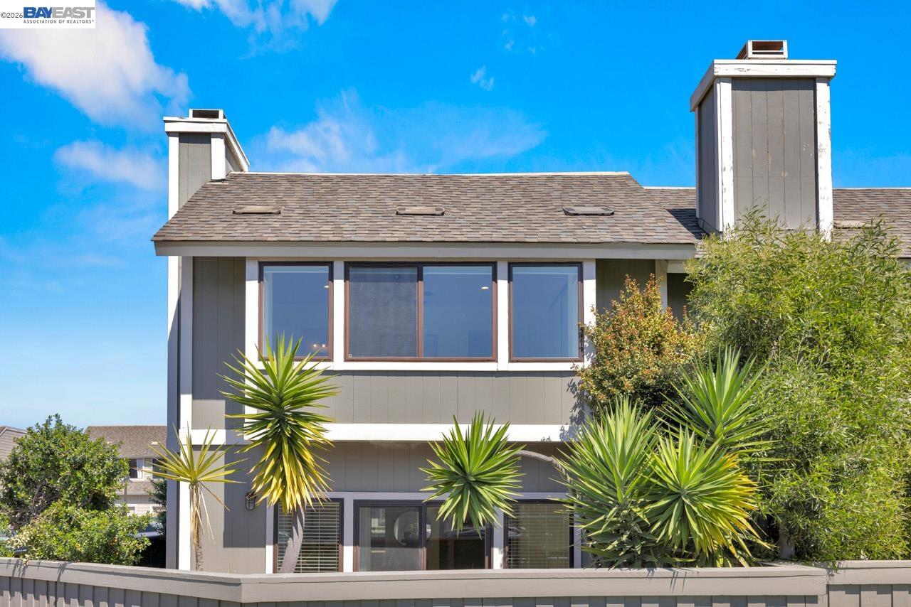 828 Columba Ln