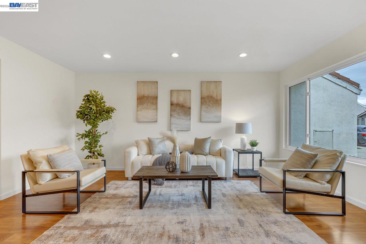 4034 Rennellwood Way