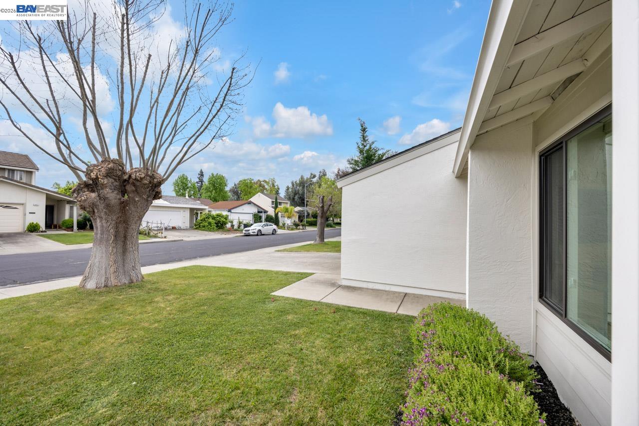 4034 Rennellwood Way