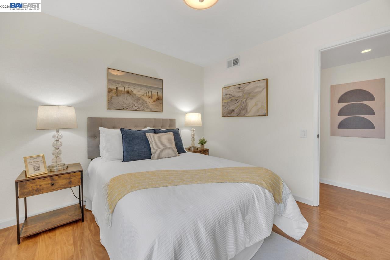 4034 Rennellwood Way