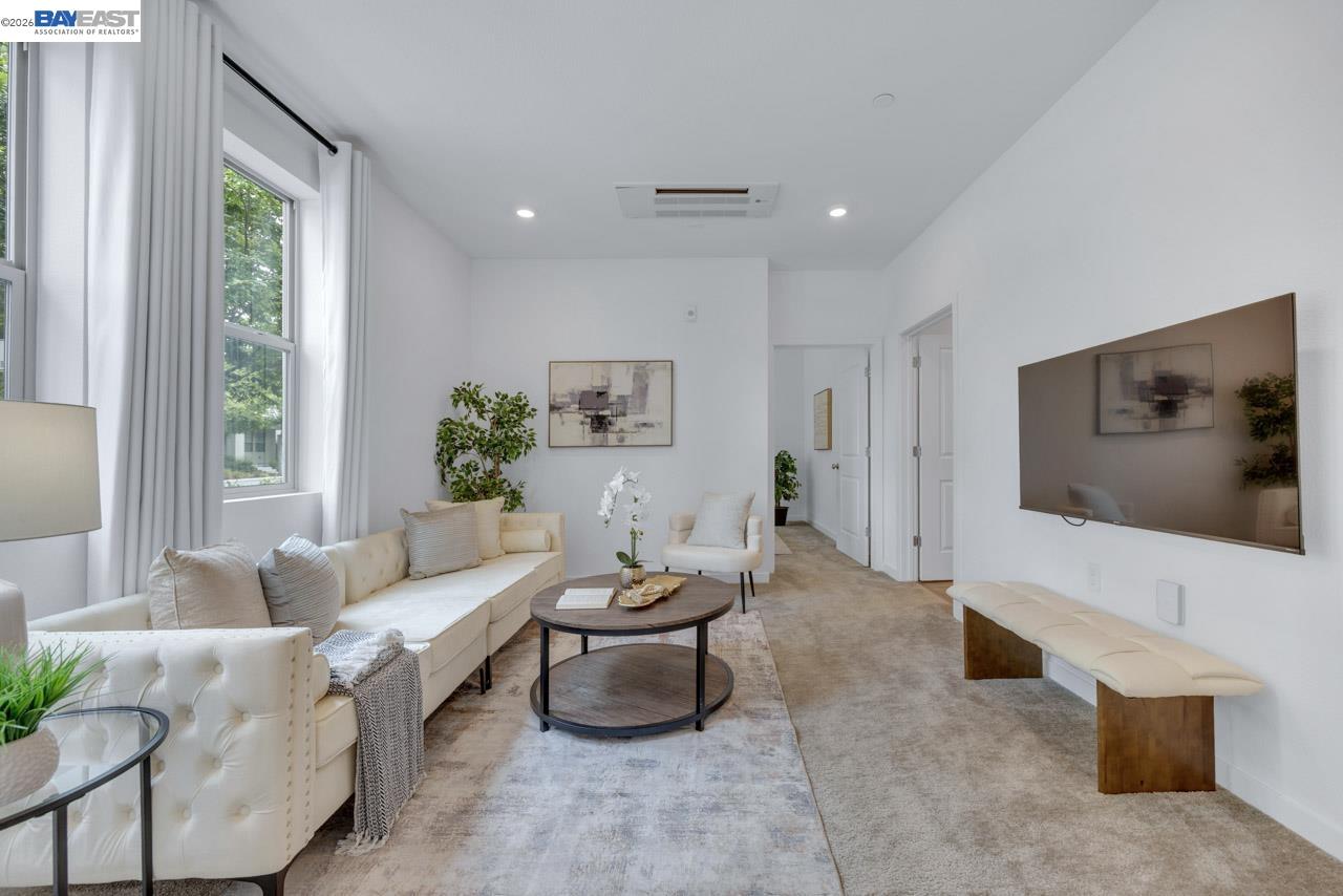 5700 Central Pkwy # 202