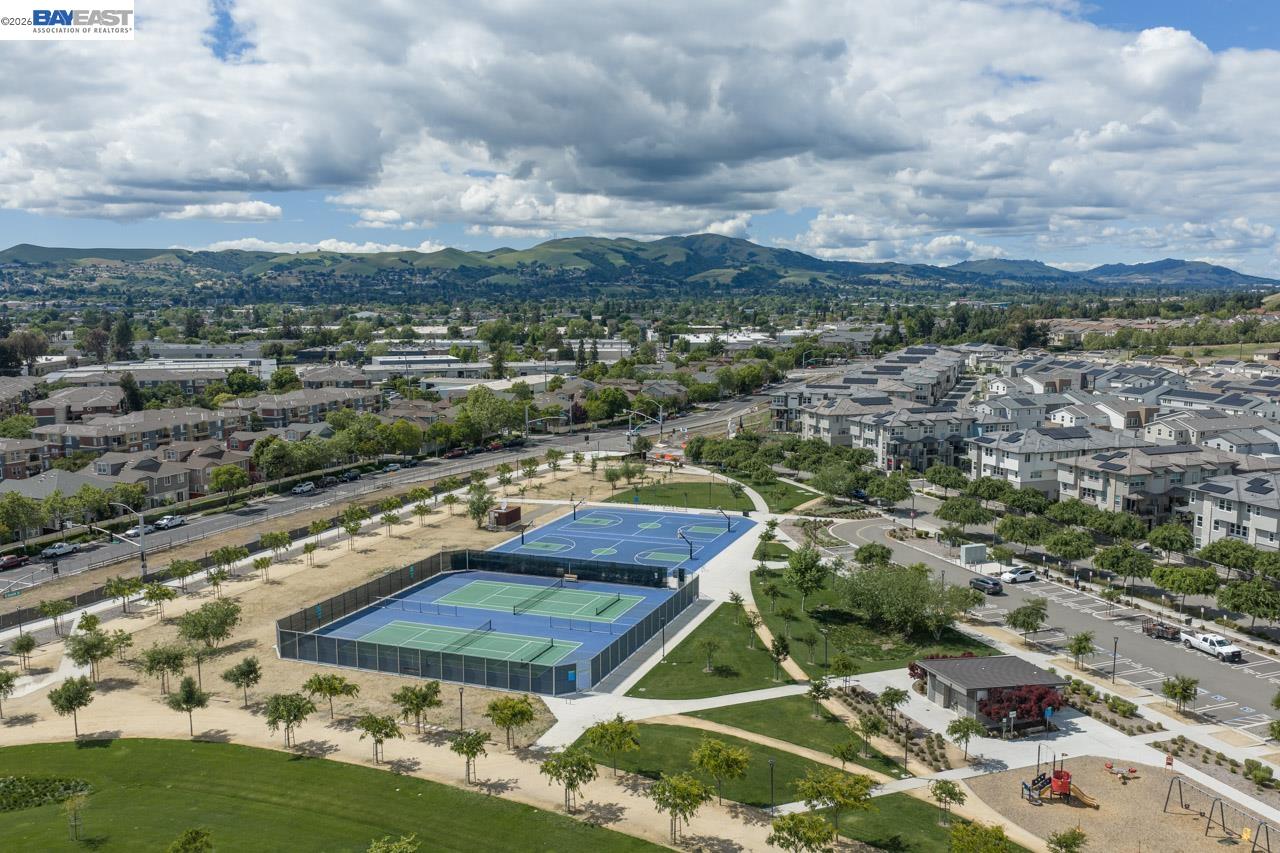 5700 Central Pkwy # 202