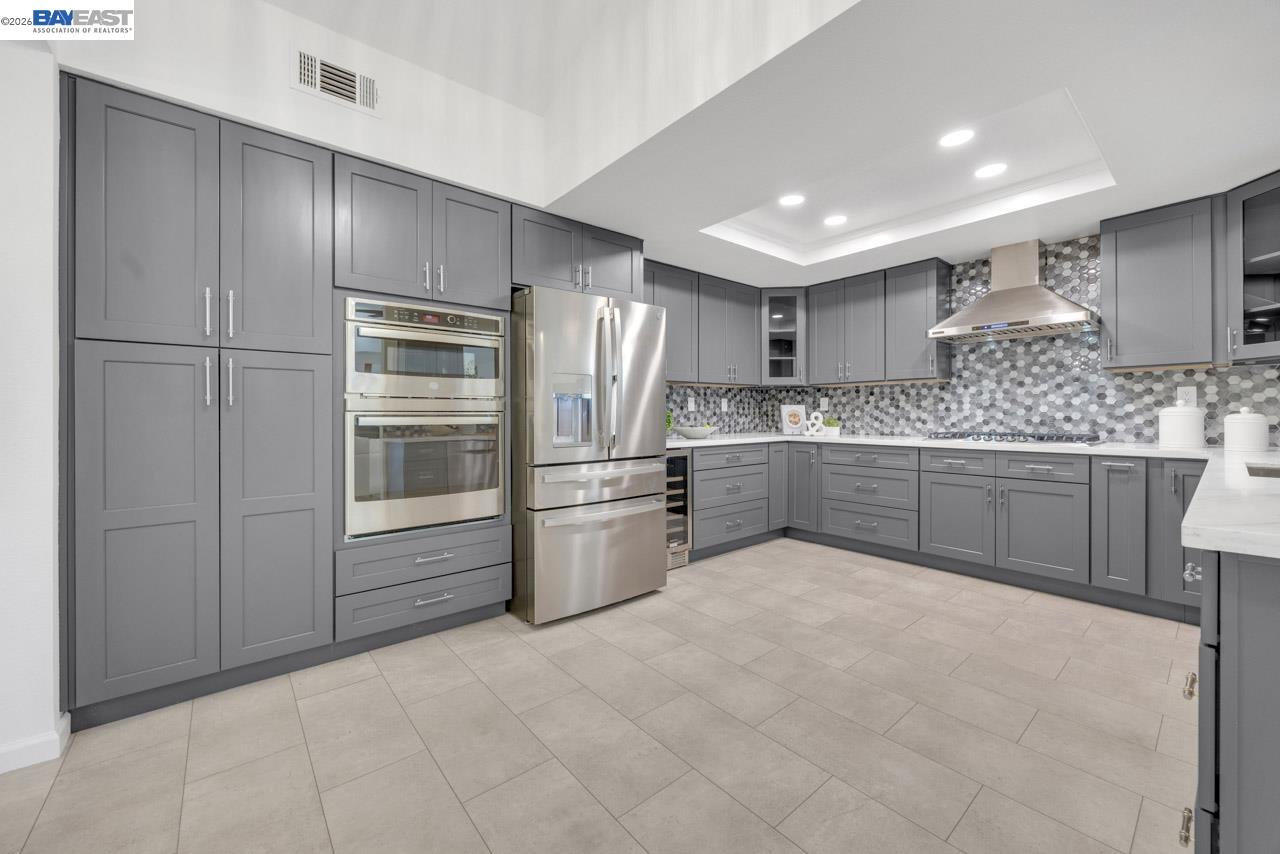 7331 Elmwood Cir