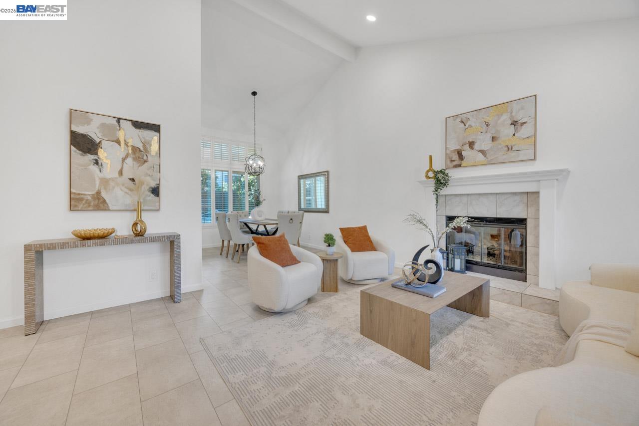 7331 Elmwood Cir